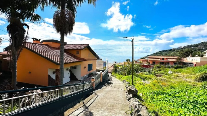 487532827_10232407743490293_3198352144030264272_n_cleanup