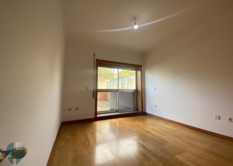 708c95eb-2d2c-4058-853f-d51c30b25f87